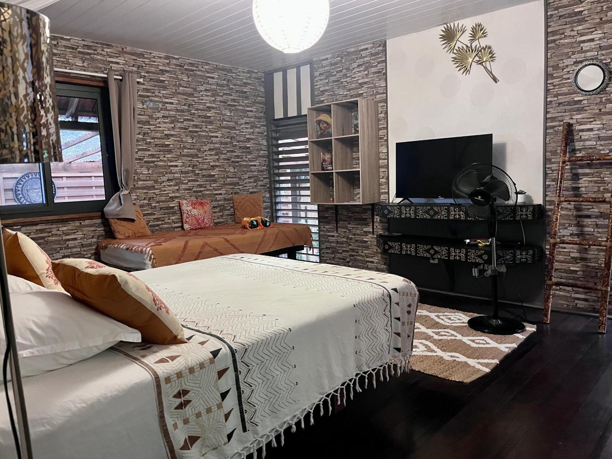 Faaora Lodge, Little Paradise Haapiti Ngoại thất bức ảnh