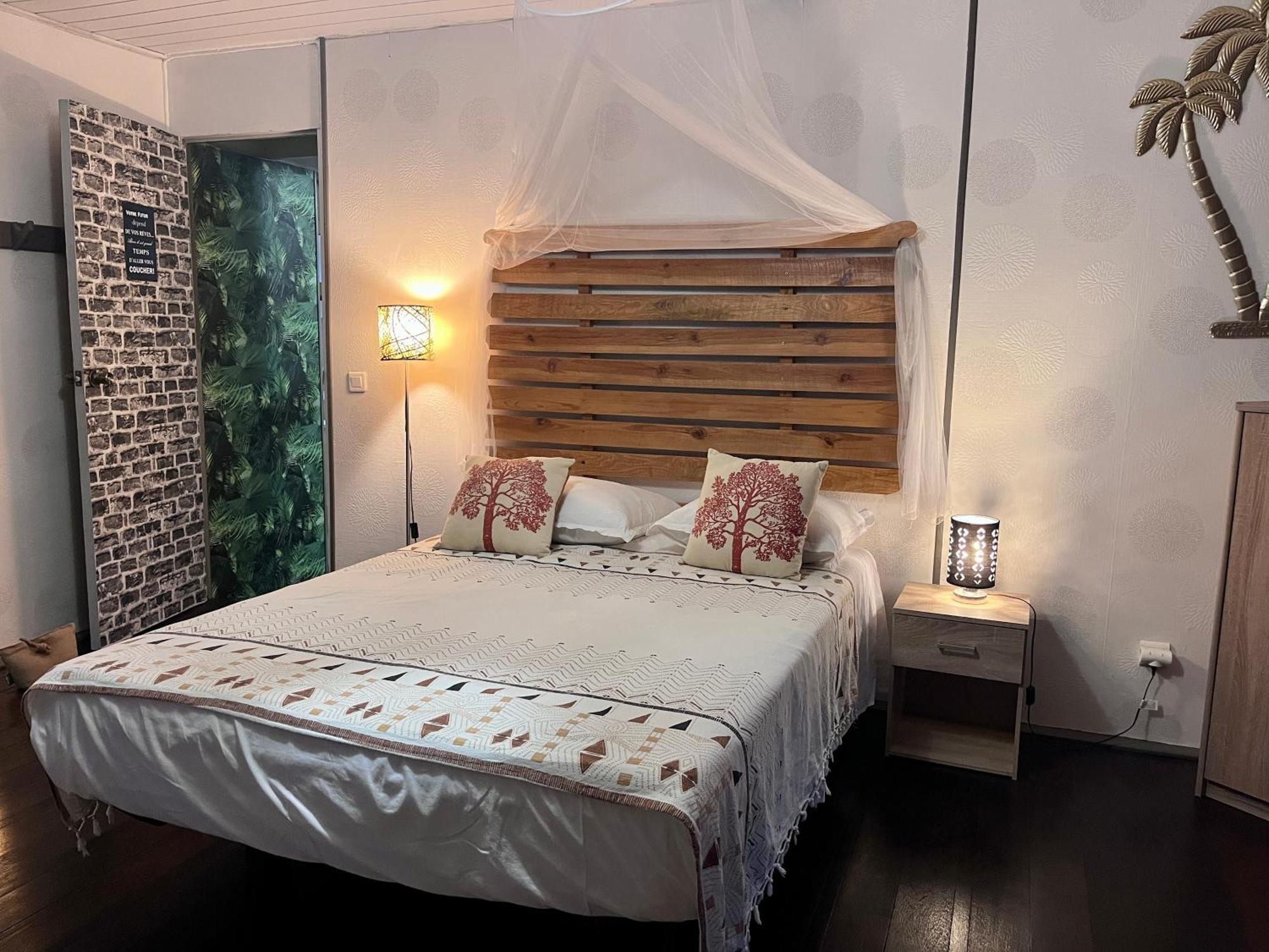 Faaora Lodge, Little Paradise Haapiti Ngoại thất bức ảnh