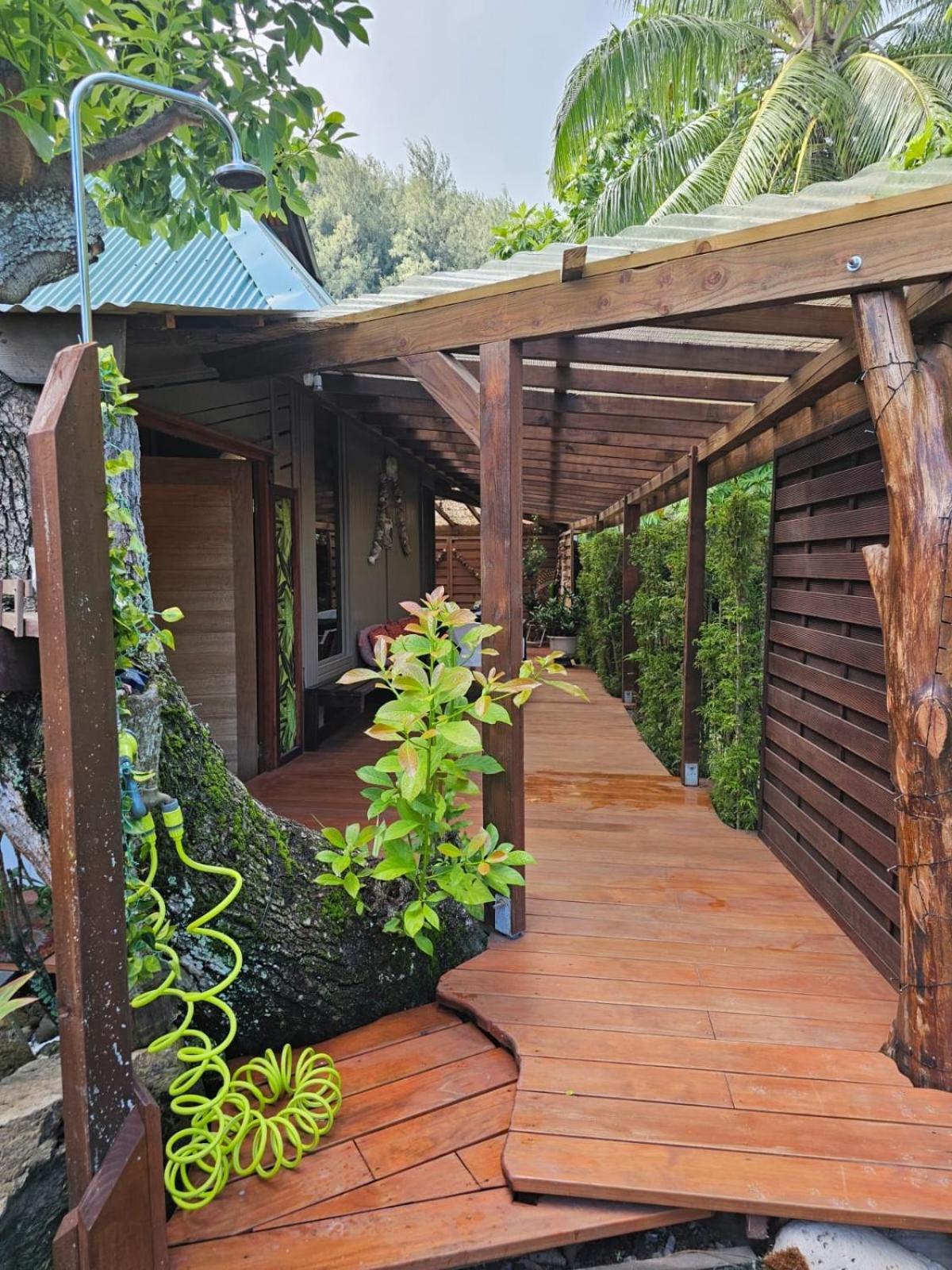 Faaora Lodge, Little Paradise Haapiti Ngoại thất bức ảnh