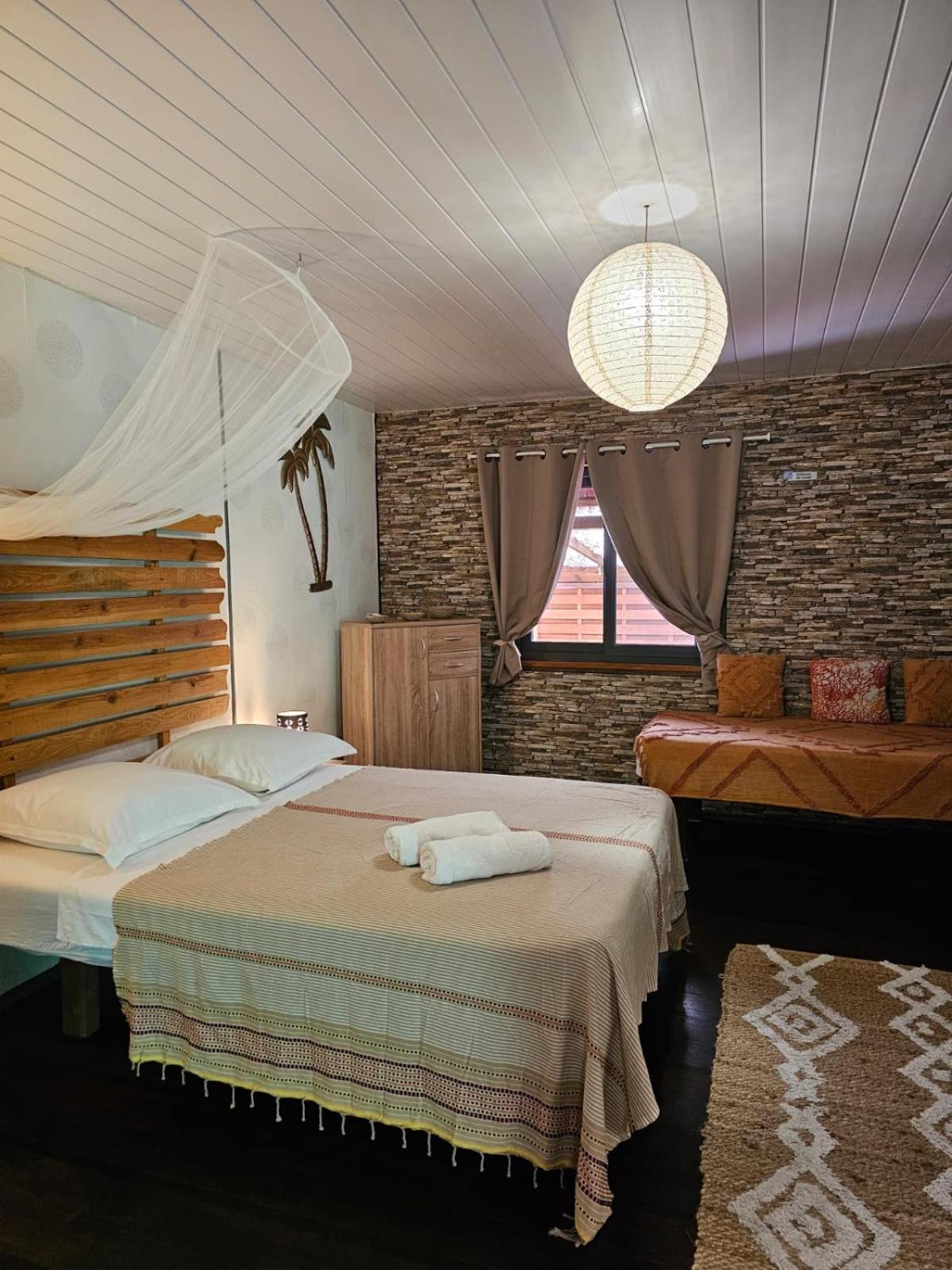 Faaora Lodge, Little Paradise Haapiti Ngoại thất bức ảnh